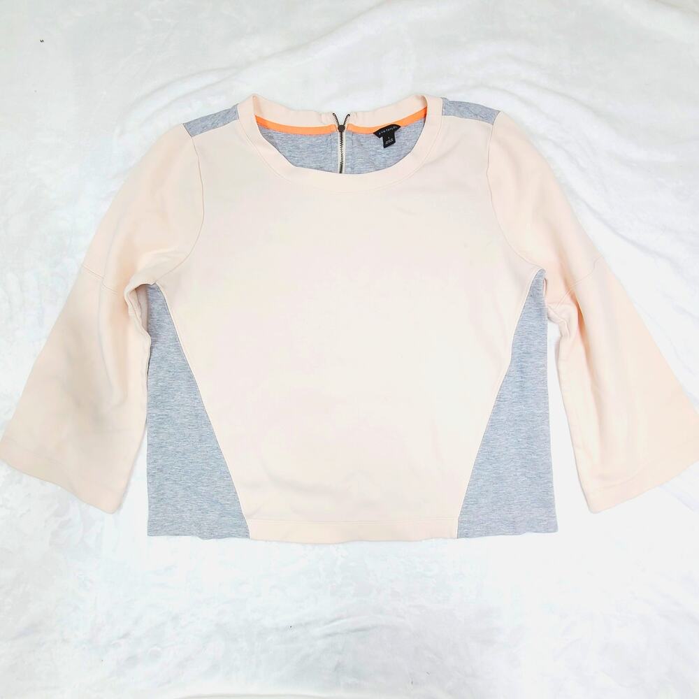 Ann Taylor Colorblock Top Medium Neutral Beige Gray 3/4 Sleeve Modern Minimalist